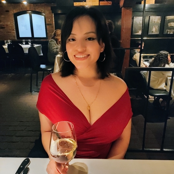 Meet your Posher, Veronica - Picture 2 of 7